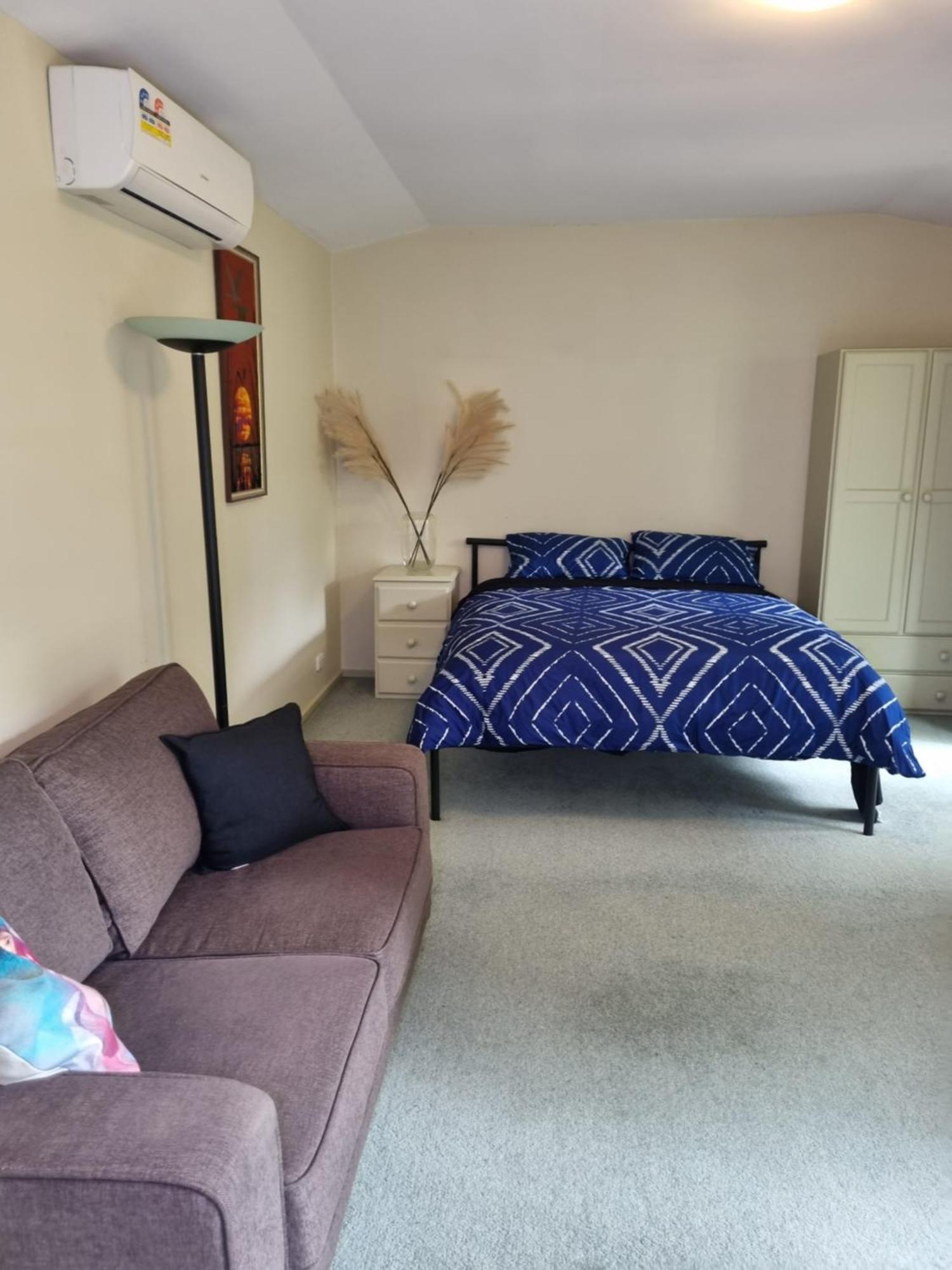Garden Dreams Bungalow Blackburn Eksteriør bilde